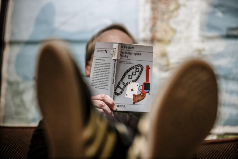 VL Book: Transforming Reading and Publishing in the Digital Age